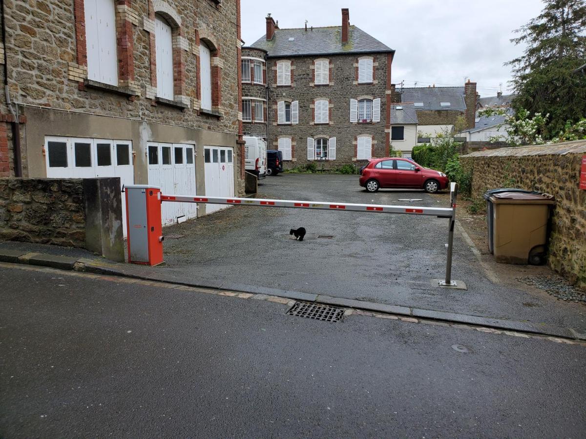 Apt Bord De Mer, Hypercentre Dinard, Parking Prive Exterior photo